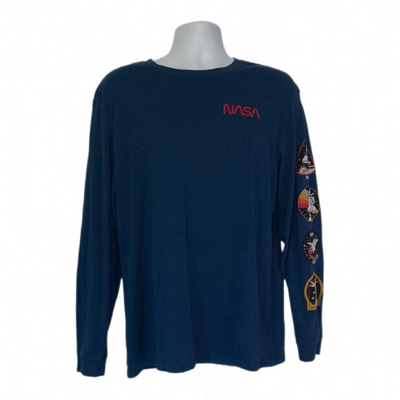 NASA Astronaut Graphic Long Sleeve Tee Shirt XL Space Shuttle Mission Patches - Picture 3 of 7